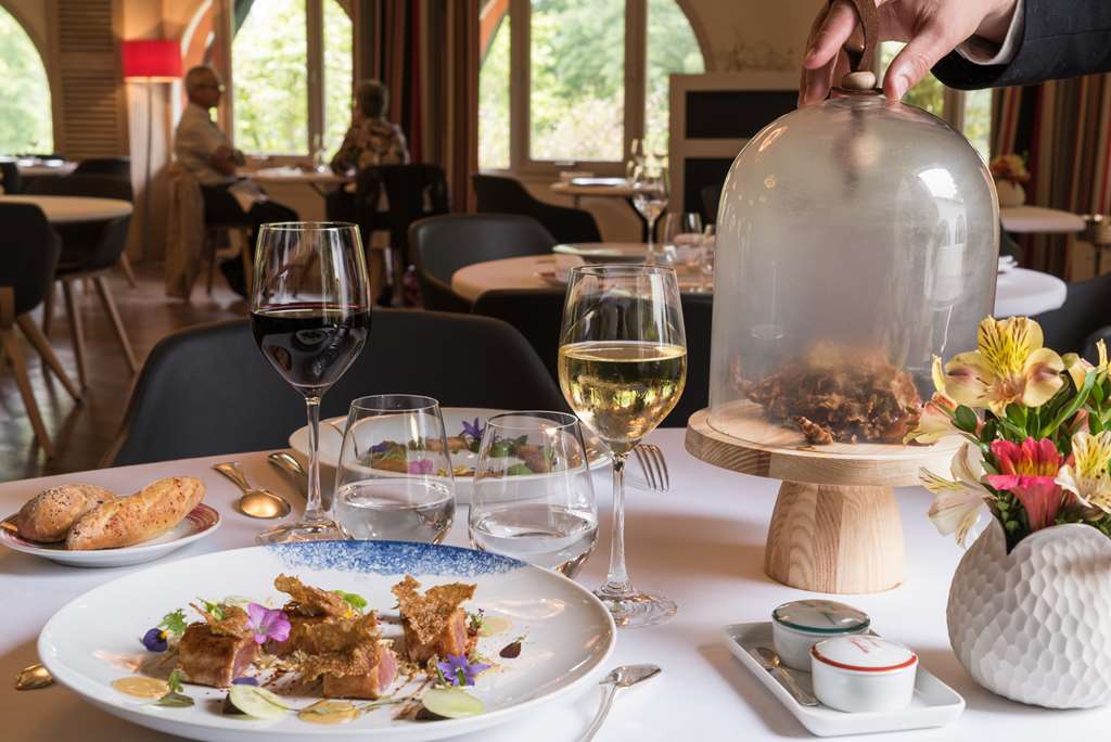 Hôtel Les Frères Ibarboure Bidart Restaurante foto